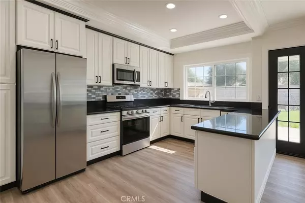 Corona, CA 92882,741 Saint Andrews