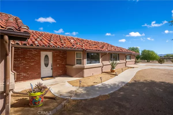 Oak Hills, CA 92344,14064 Tioga