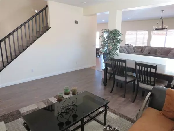 Victorville, CA 92392,13784 Obispo Way