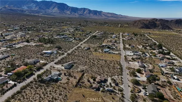 Lucerne Valley, CA 92356,781 Zircon RD