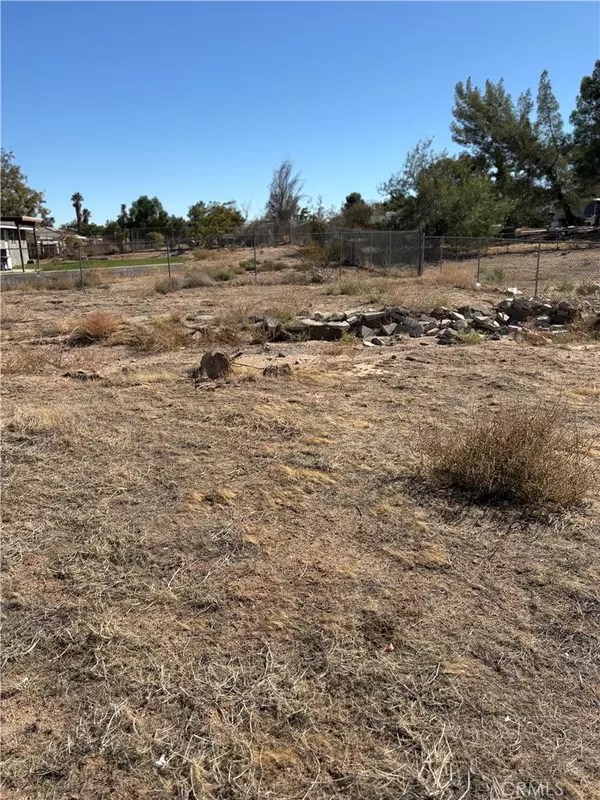 Victorville, CA 92395,0 Sitting Bull