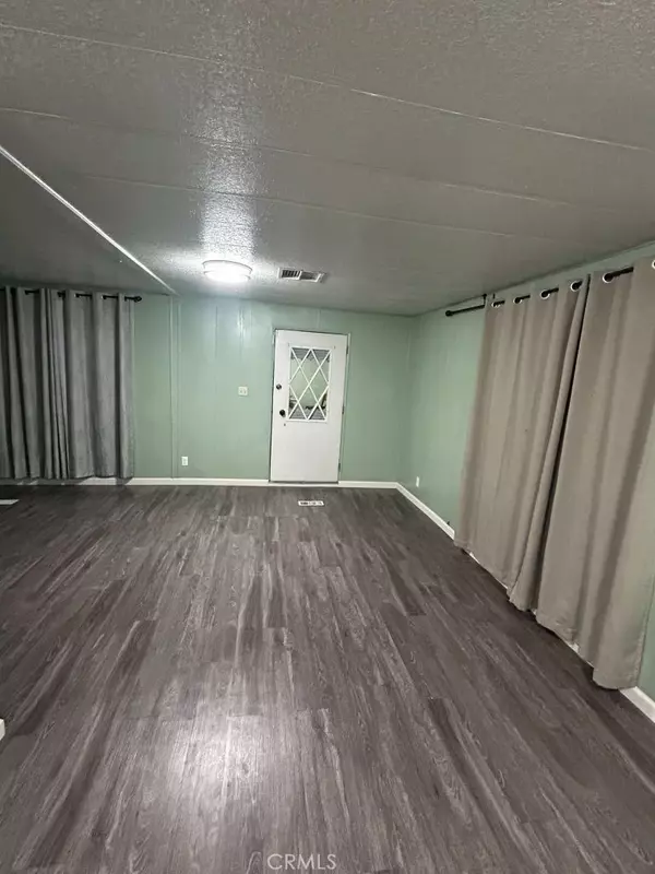 Barstow, CA 92311,108 Cal AVE #67