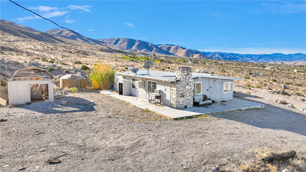 20875 Riverview RD, Apple Valley, CA 92308