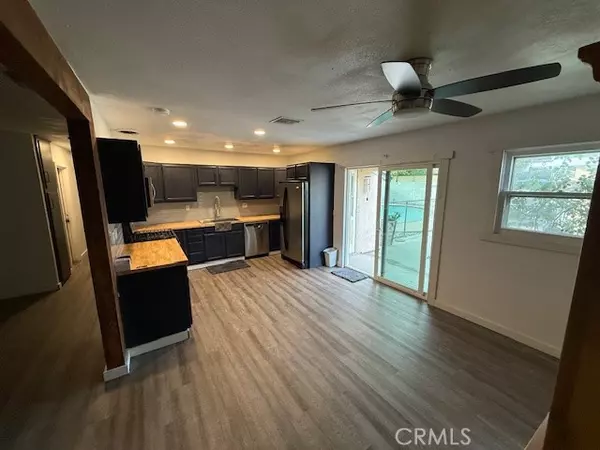 Rialto, CA 92376,360 W San Bernardino