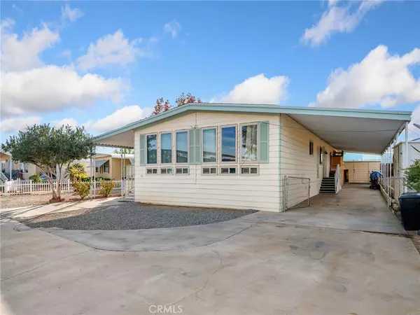 Victorville, CA 92395,13393 Mariposa RD Space 196