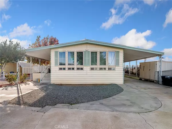 Victorville, CA 92395,13393 Mariposa RD Space 196