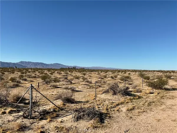 Newberry Springs, CA 92365,47039 Palma Vista Rd