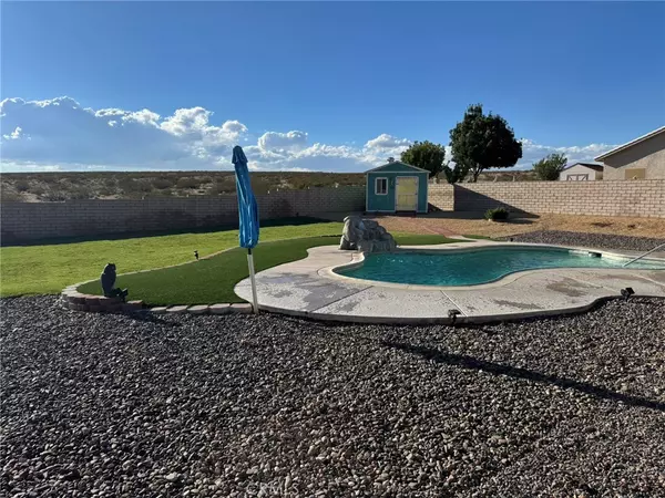 Helendale, CA 92342,26768 Hitching Post