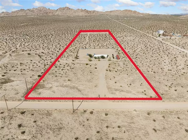 Lucerne Valley, CA 92356,39626 E End RD