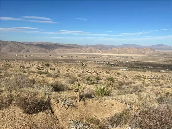 Lucerne Valley, CA 92356,28138 Oriole