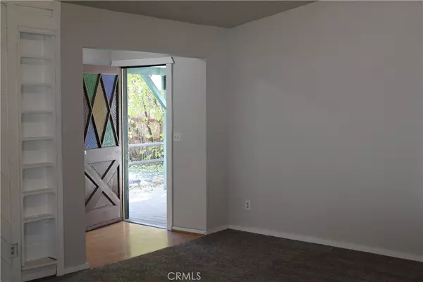 Big Bear City, CA 92314,413 W North Shore