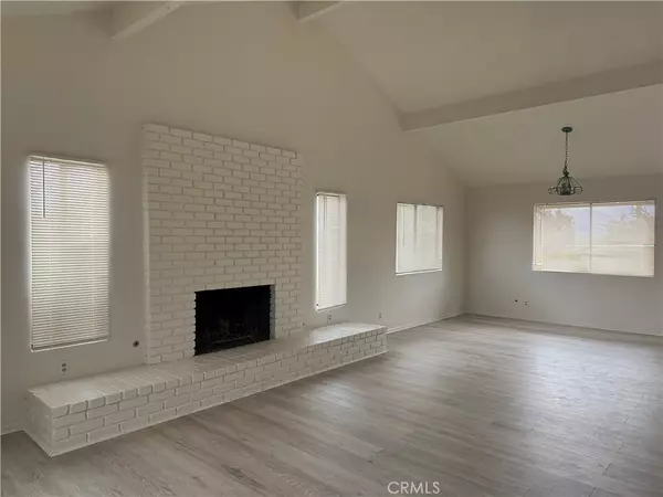 Victorville, CA 92395,13715 Hidden Valley