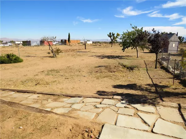 Phelan, CA 92371,9951 Arrowhead