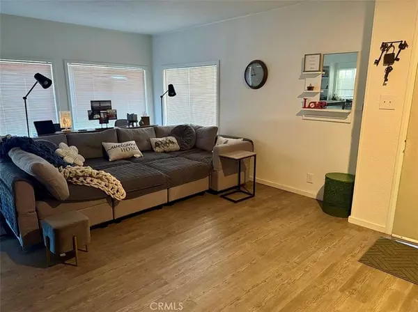 Apple Valley, CA 92308,22601 Bear Valley RD #63