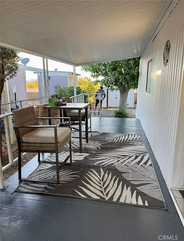 Apple Valley, CA 92308,22601 Bear Valley RD #63