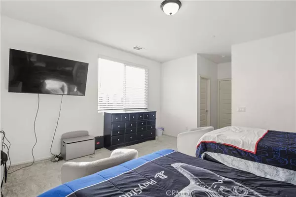 Hesperia, CA 92344,12942 Carlsbad