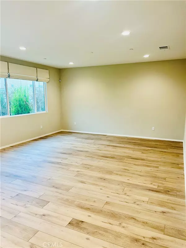 Hesperia, CA 92344,13139 Upland CT