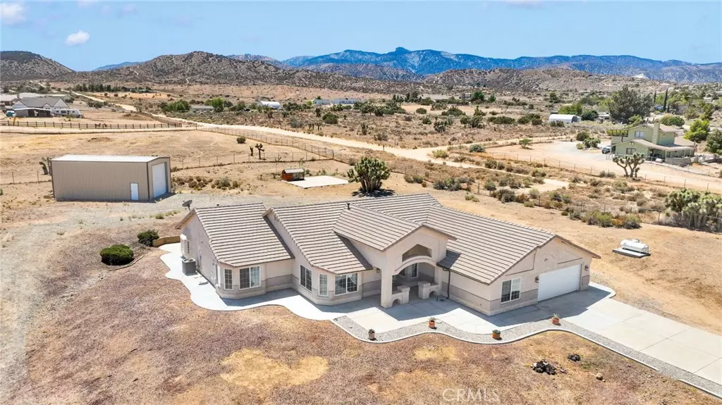 4949 Sundown DR, Phelan, CA 92371