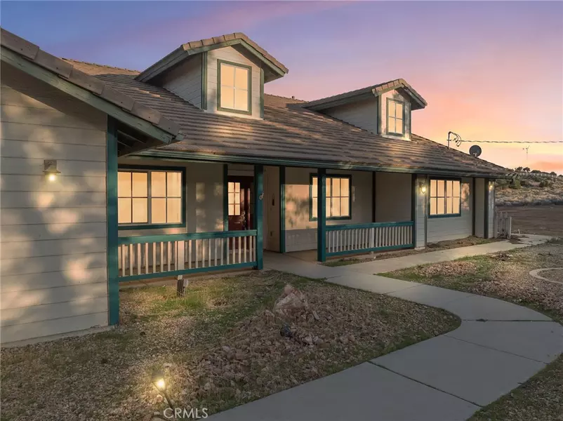 8135 Winmar, Hesperia, CA 92344