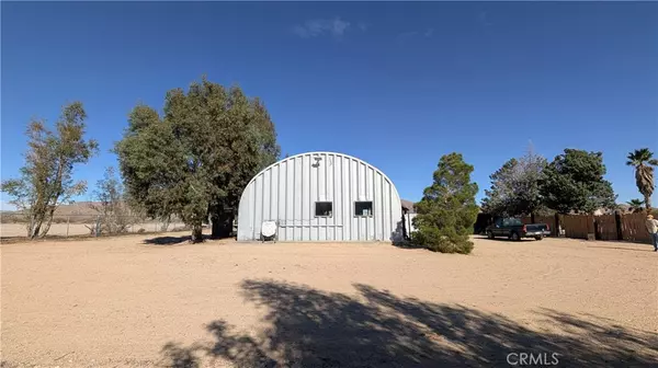 Apple Valley, CA 92308,28210 Desert View