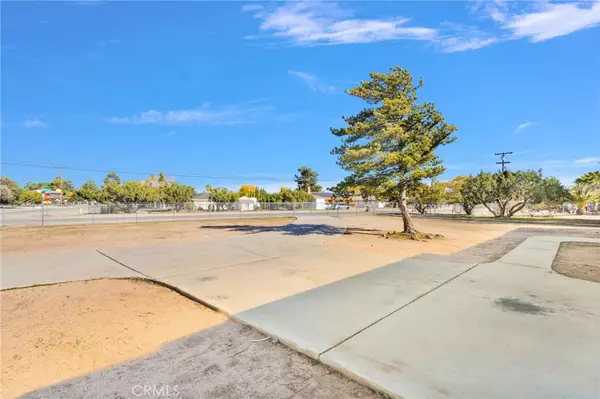 Hesperia, CA 92345,16757 Danbury