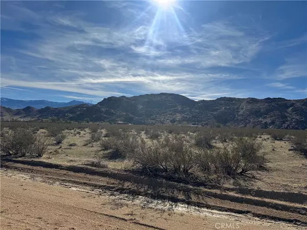 Lucerne Valley, CA 92356,0 Cove RD