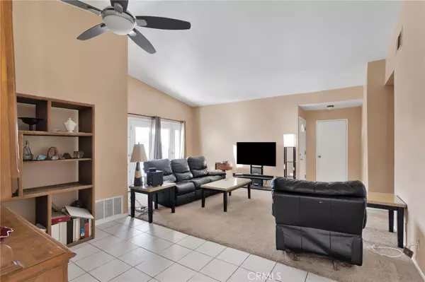 Helendale, CA 92342,26661 Mainsail