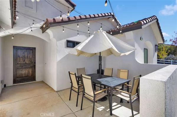 Oak Hills, CA 92344,8357 Macron