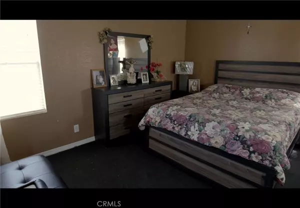 Lucerne Valley, CA 92356,36145 Acorn RD