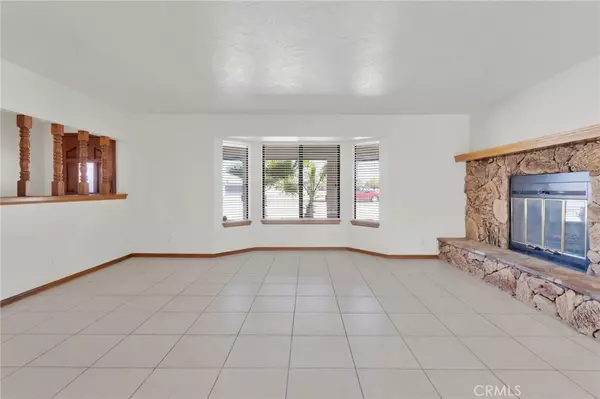 Apple Valley, CA 92307,13910 Rincon