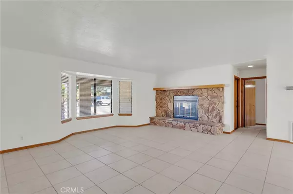 Apple Valley, CA 92307,13910 Rincon