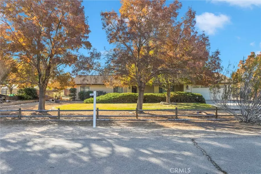 15889 Mojave, Hesperia, CA 92345