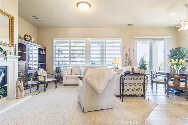 Apple Valley, CA 92308,19442 Royal Oaks RD