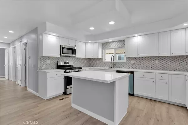 Victorville, CA 92392,15252 Seneca RD #221