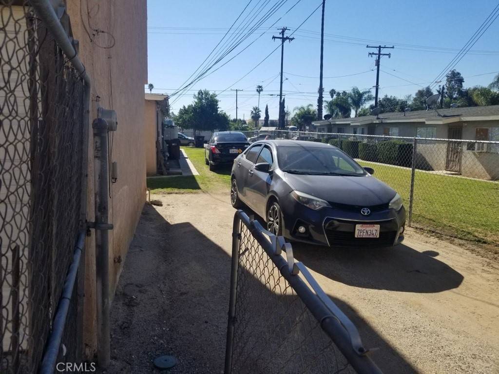 1383 Villa #4, Riverside, CA 92507