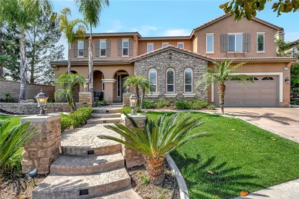 8675 Edelweiss DR, Corona, CA 92883