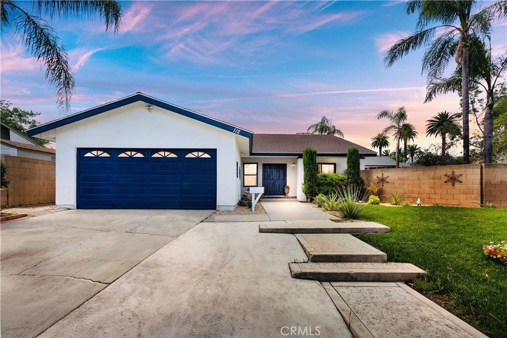 Corona, CA 92879,112 E Francis ST
