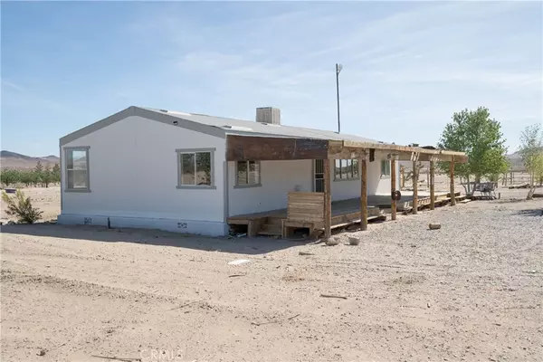 9948 Santa Fe Fire RD, Lucerne Valley, CA 92356