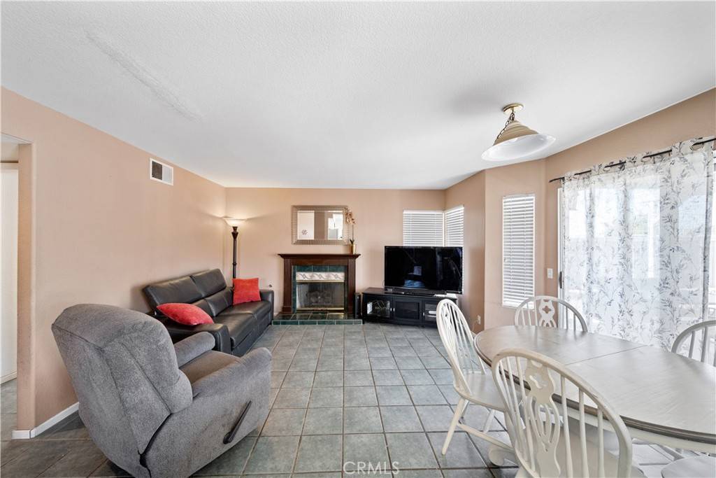 Corona, CA 92883,13492 Palomino Creek DR