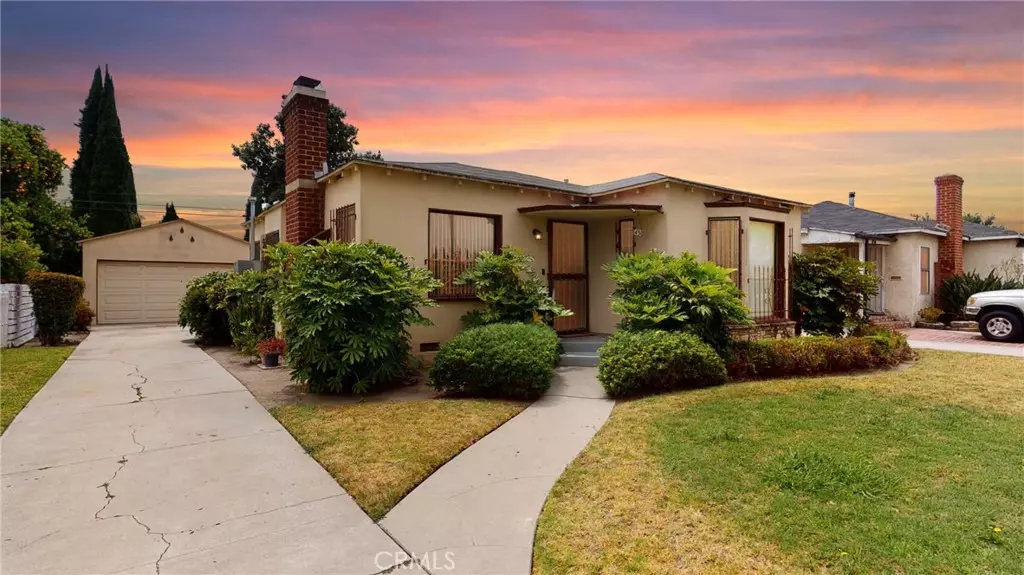 Compton, CA 90220,450 W Arbutus ST