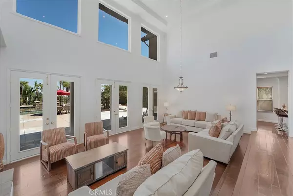 Corona, CA 92881,1137 Cleveland WAY