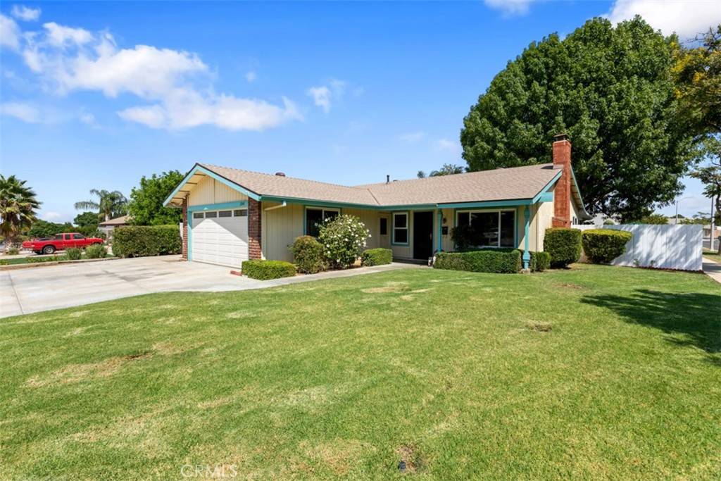 2041 Cordoza ST, Corona, CA 92882