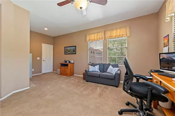 Corona, CA 92882,1451 Tudor CIR
