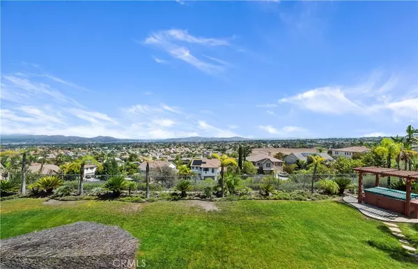 Corona, CA 92882,1451 Tudor CIR