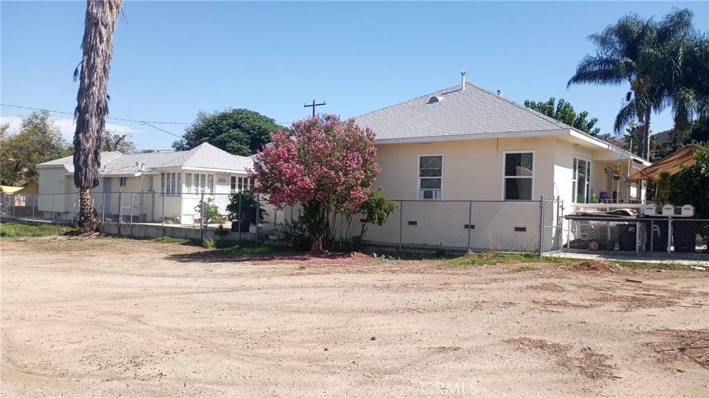 207 E Peck ST, Lake Elsinore, CA 92530