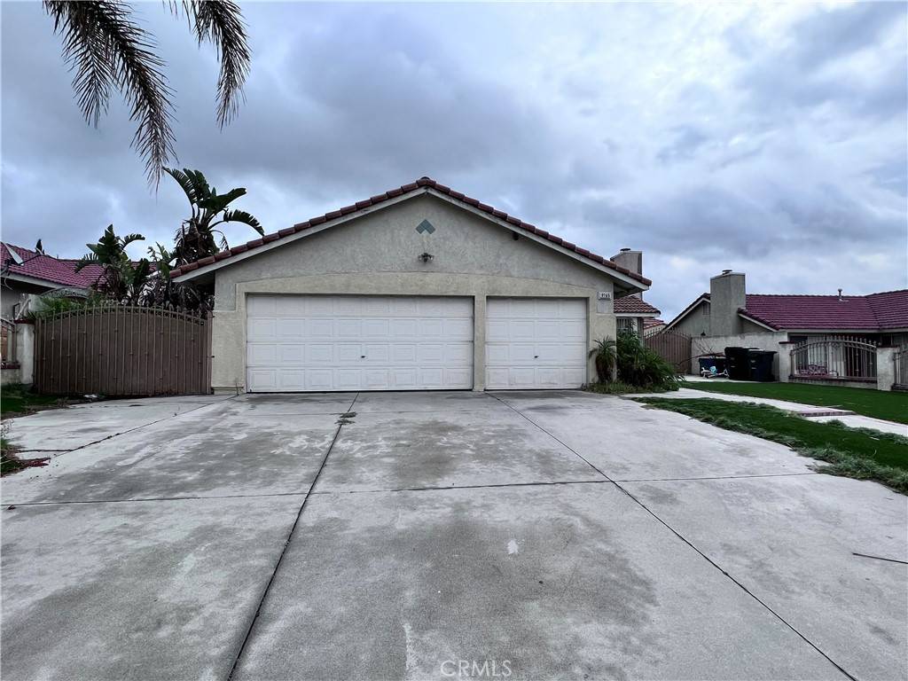 9765 Venus LN, Fontana, CA 92335