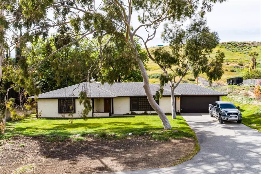 18933 Quebec AVE, Corona, CA 92881