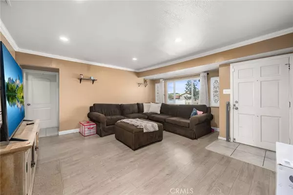 Yucaipa, CA 92399,33611 Avenue E