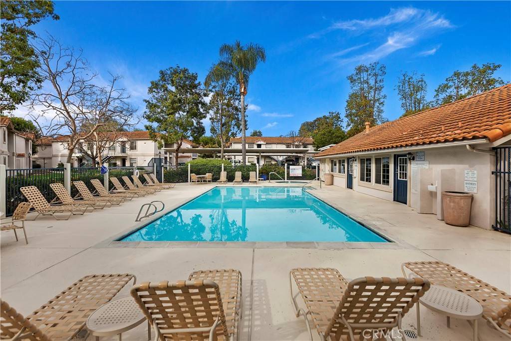 San Diego, CA 92129,10335 Azuaga ST #250