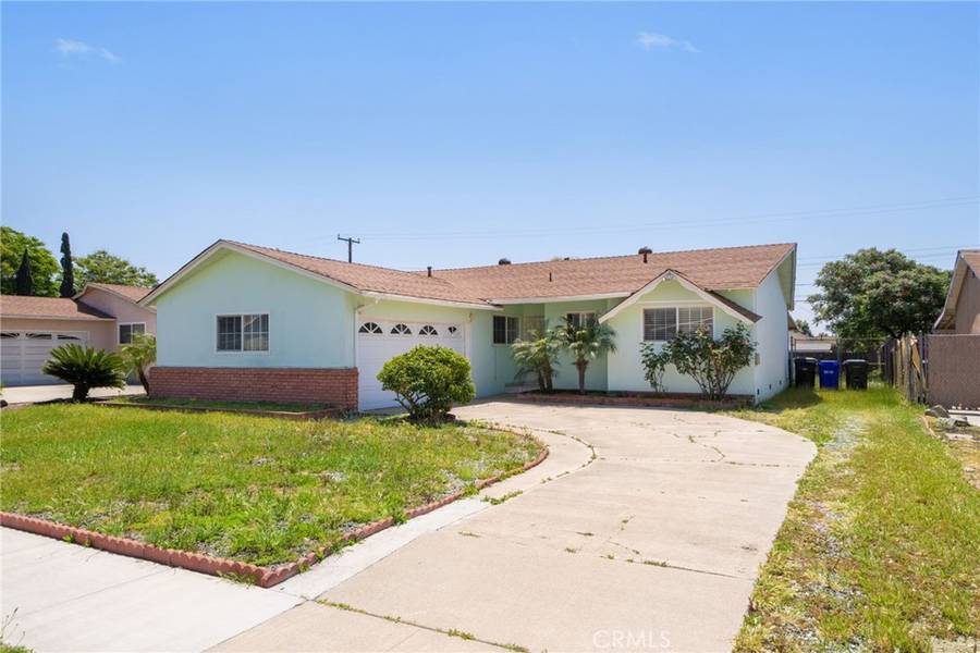 5015 Canoga ST, Montclair, CA 91763